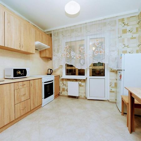Новая Квартира На Метро Осокорки, Позняки Kiev Bagian luar foto